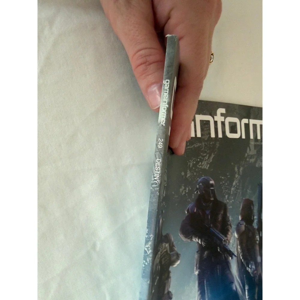 Game Informer Magazine Issue 249 January 2014 Destiny Bungie Cover Reveal